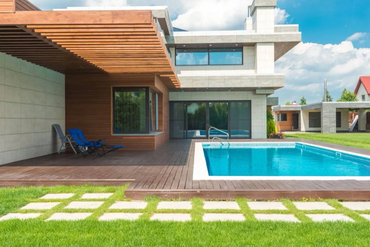 New Pool Construction in Hialeah, FL